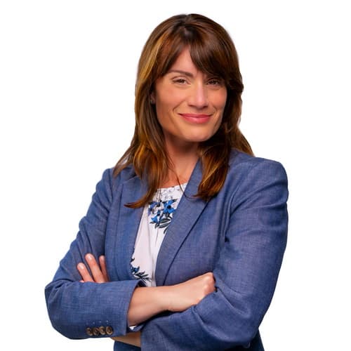 Daniela Charter
Director of the Survey Center & Education Services